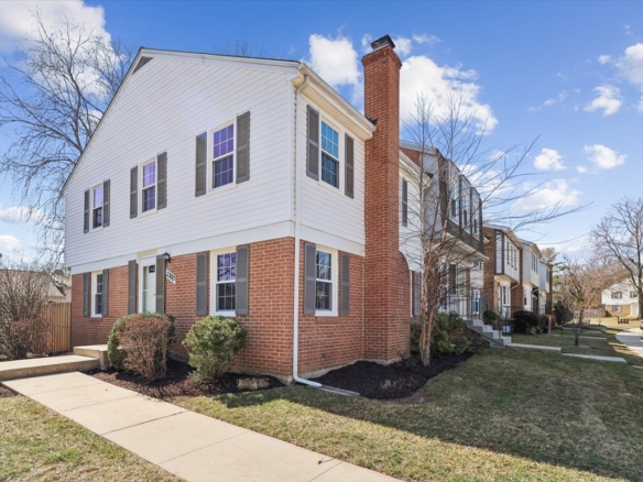 3300 Buehler Ct #125, Olney, MD 20832