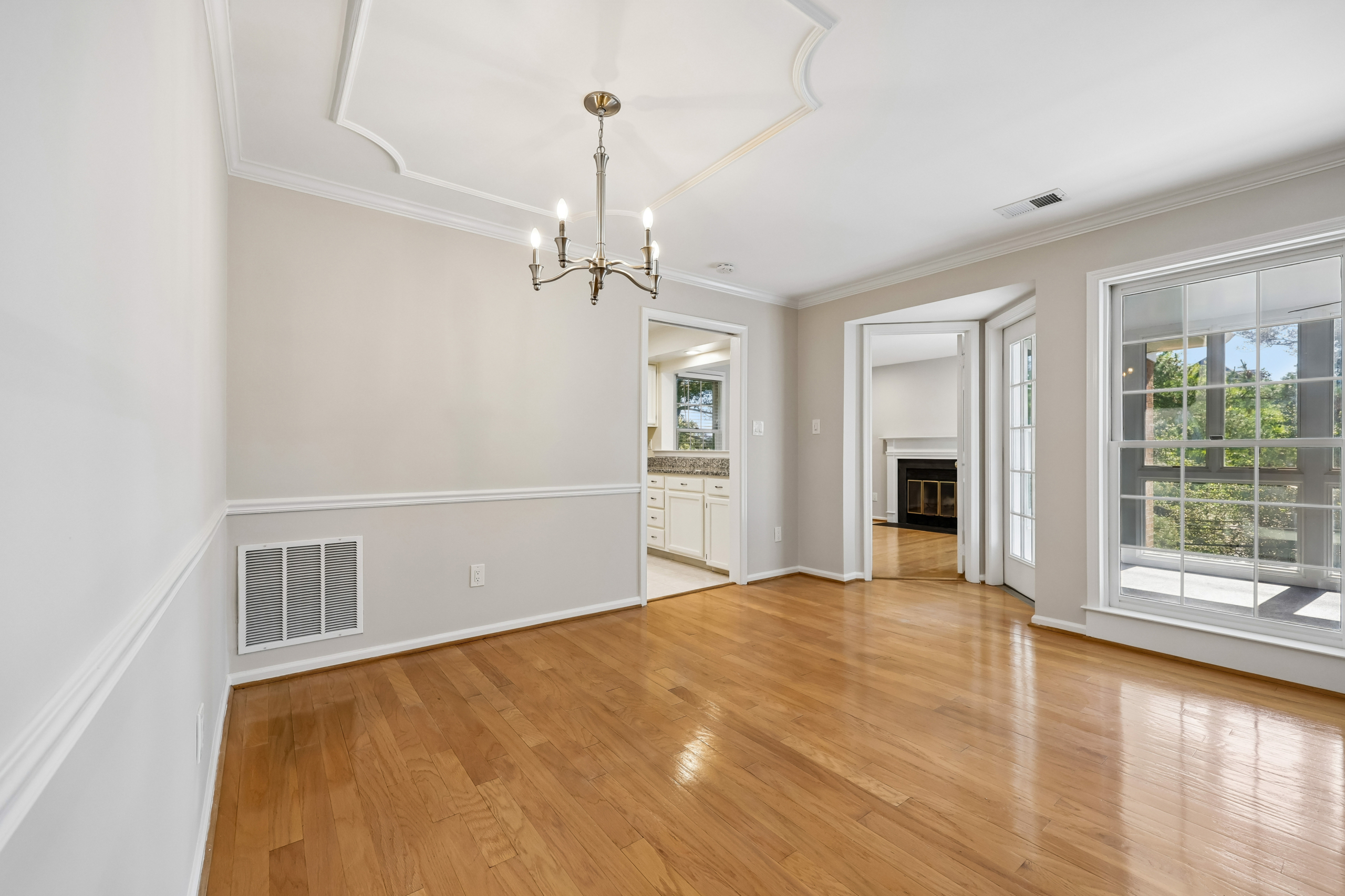 11-Dining Room