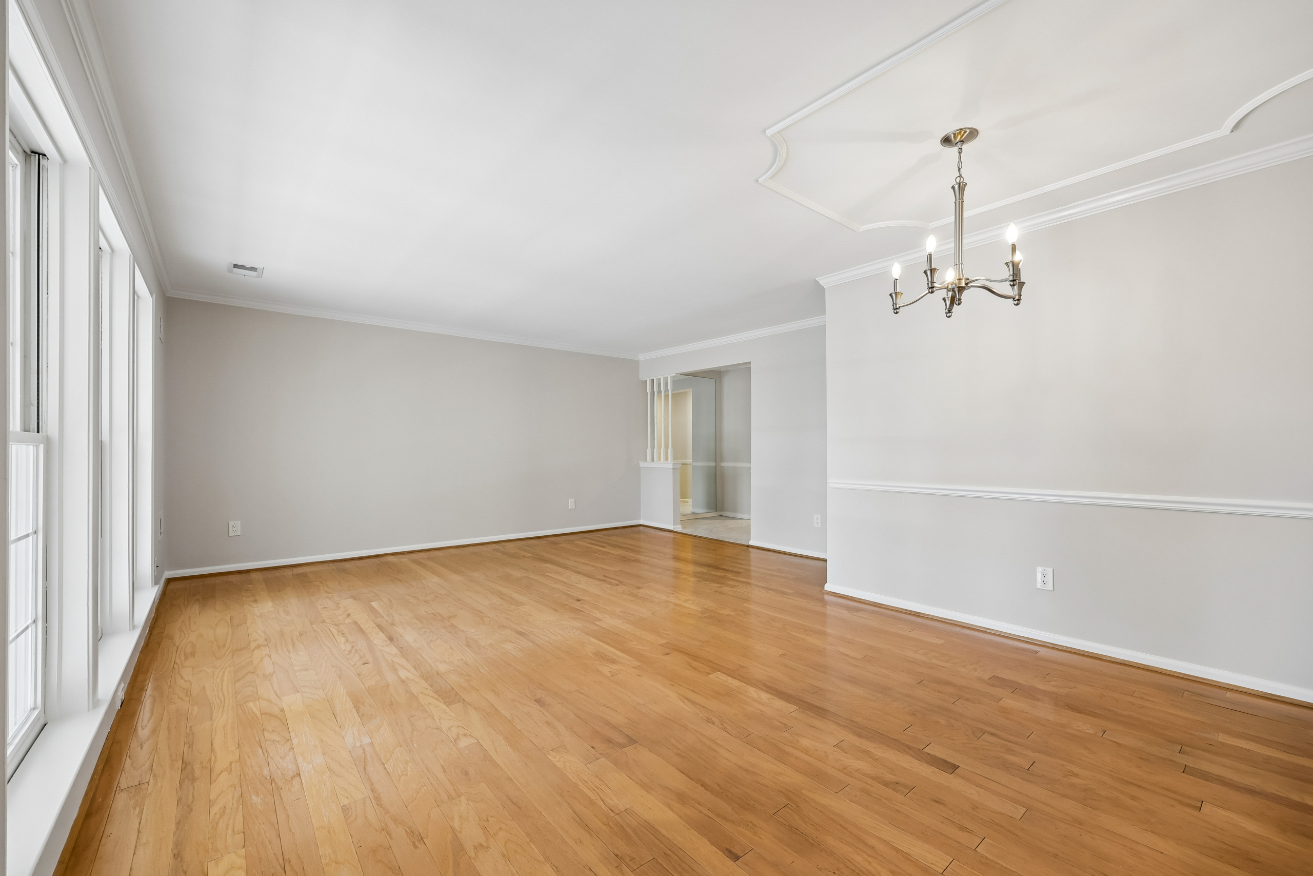 13-Dining Room