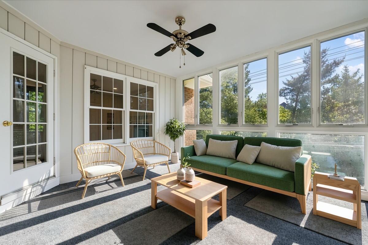 21-Sun Room