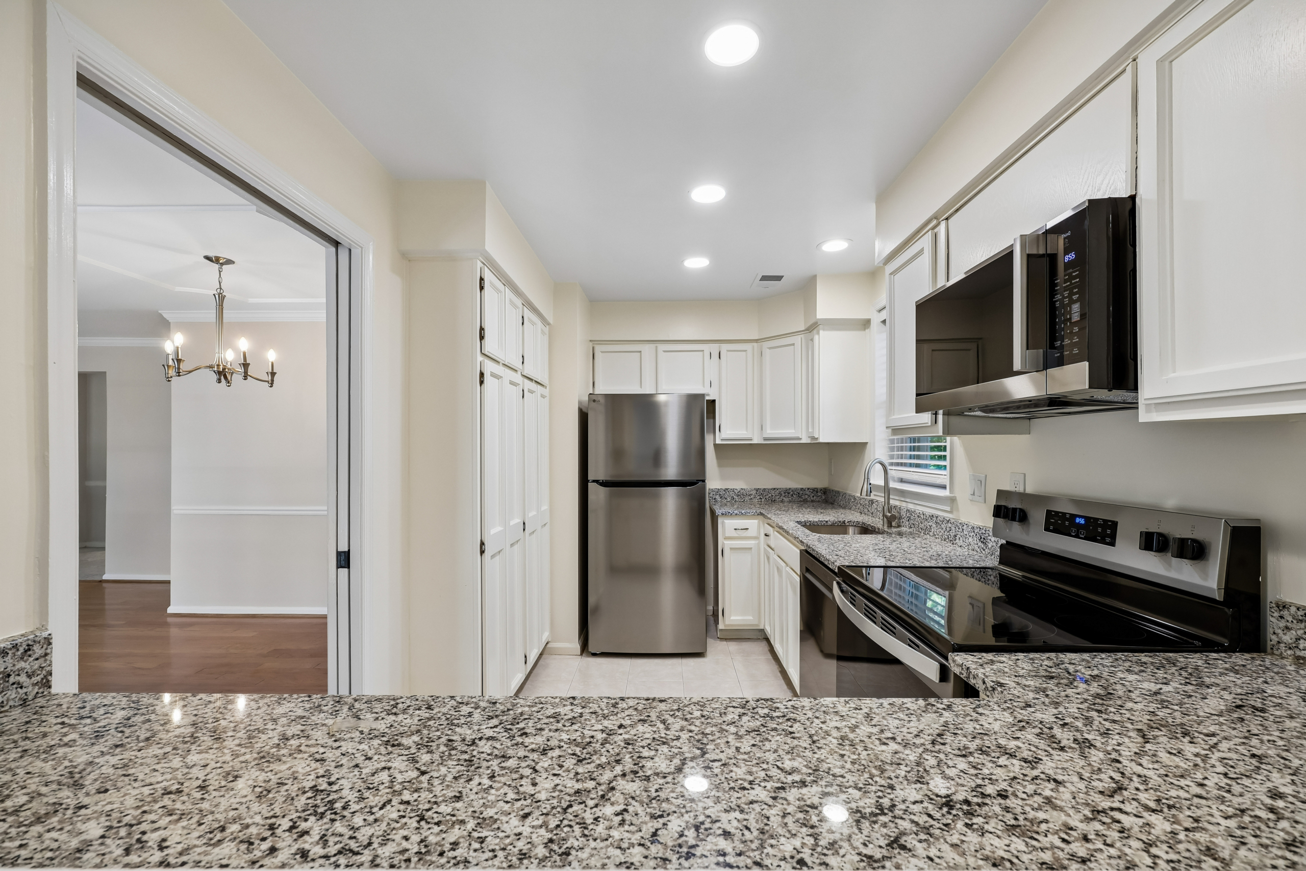 26-Kitchen