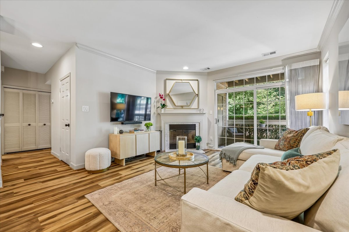 13-Living Room