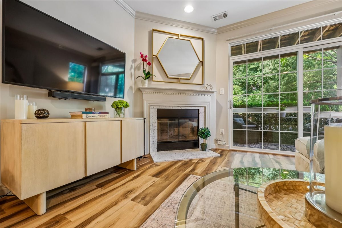 14-Living Room