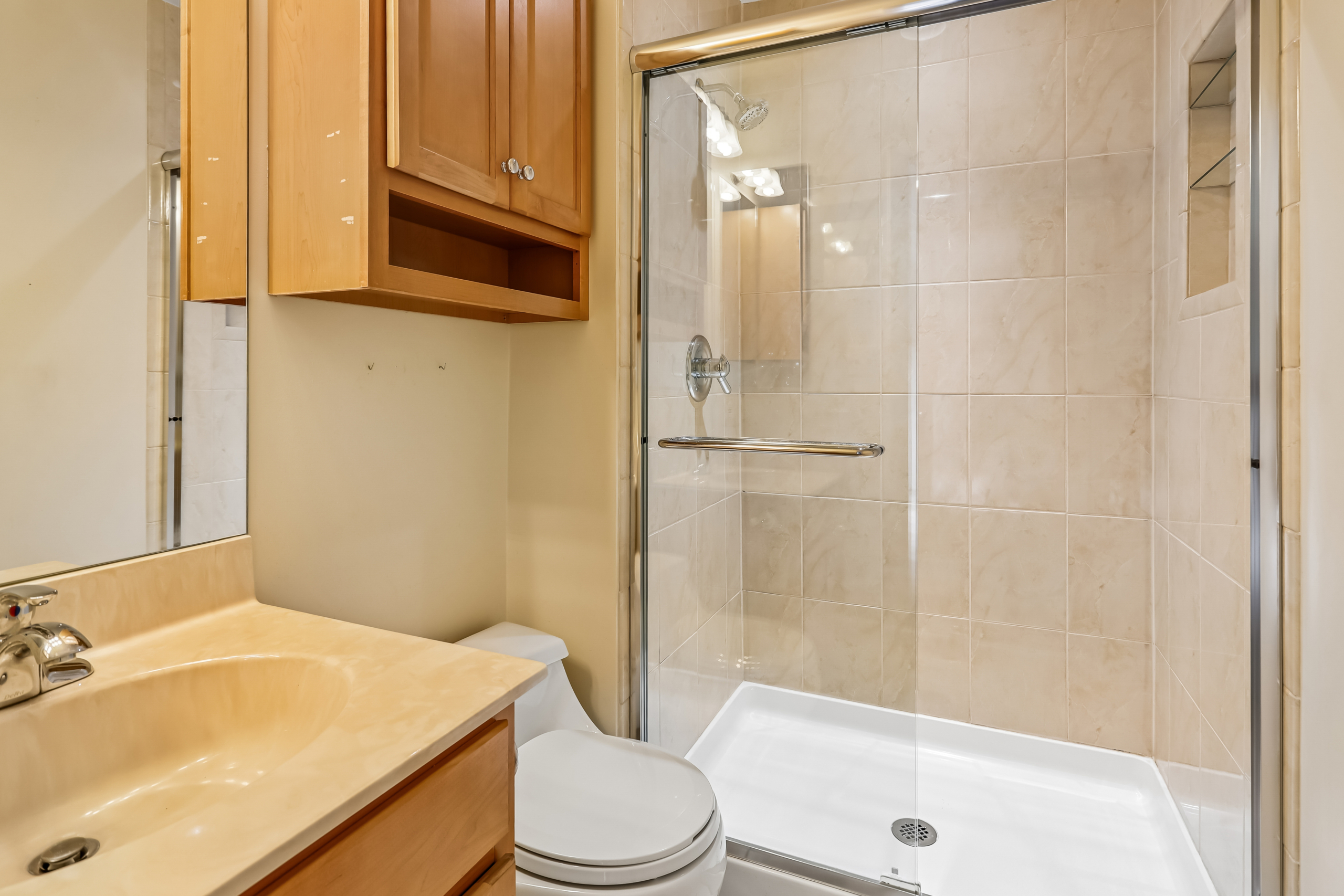 21-Primary Bath