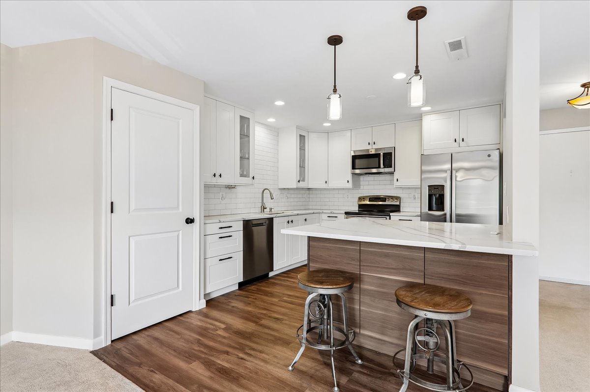 13-Kitchen