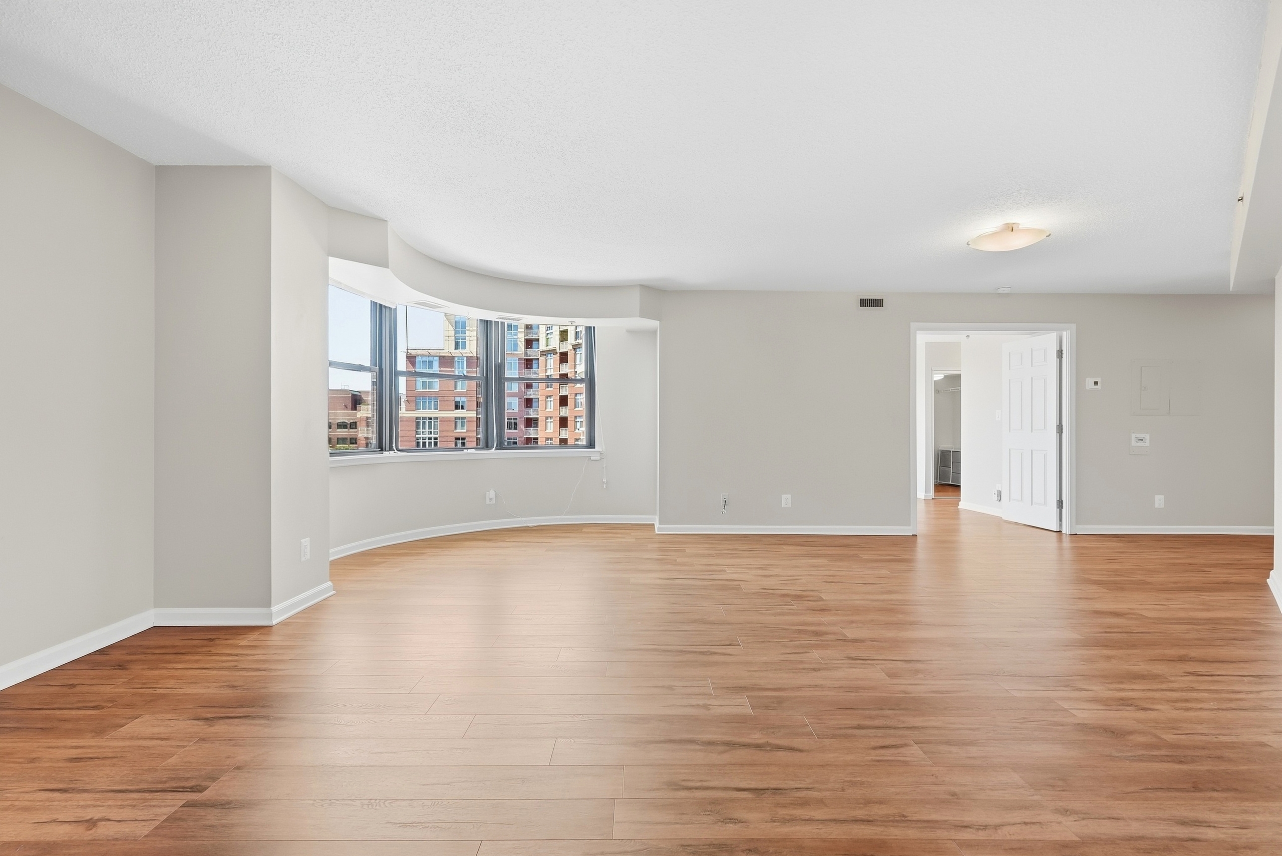 28_1200 braddock pl apt 409_028