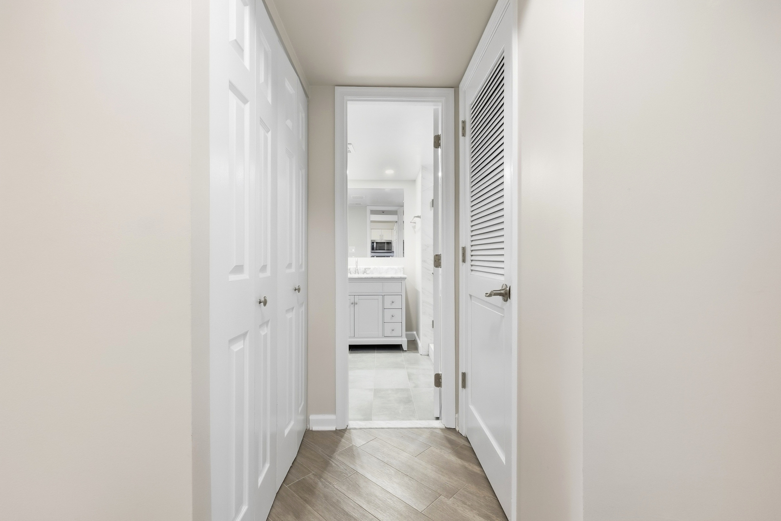 37_1200 braddock pl apt 409_037