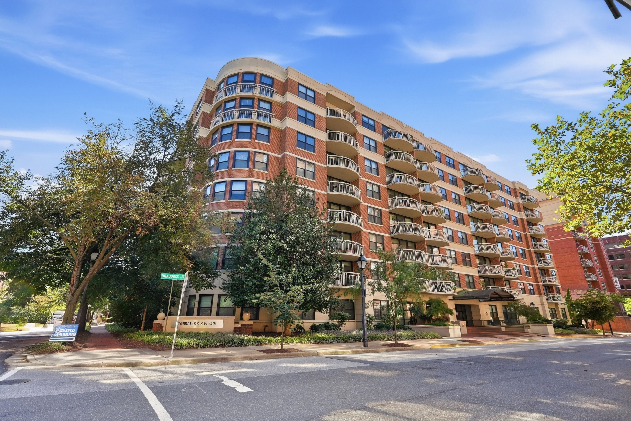 3_1200 braddock pl apt 409_003