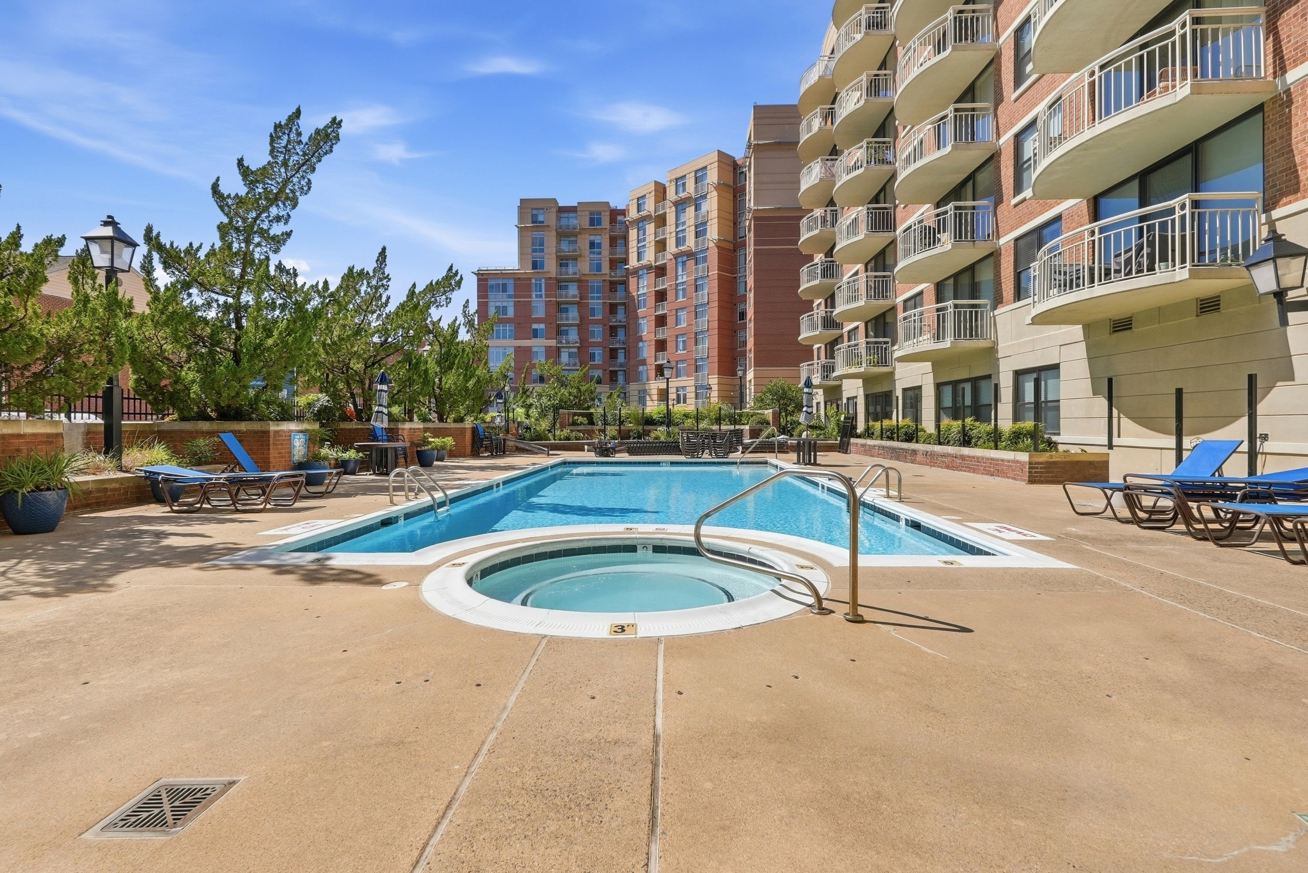 42_1200 braddock pl apt 409_042